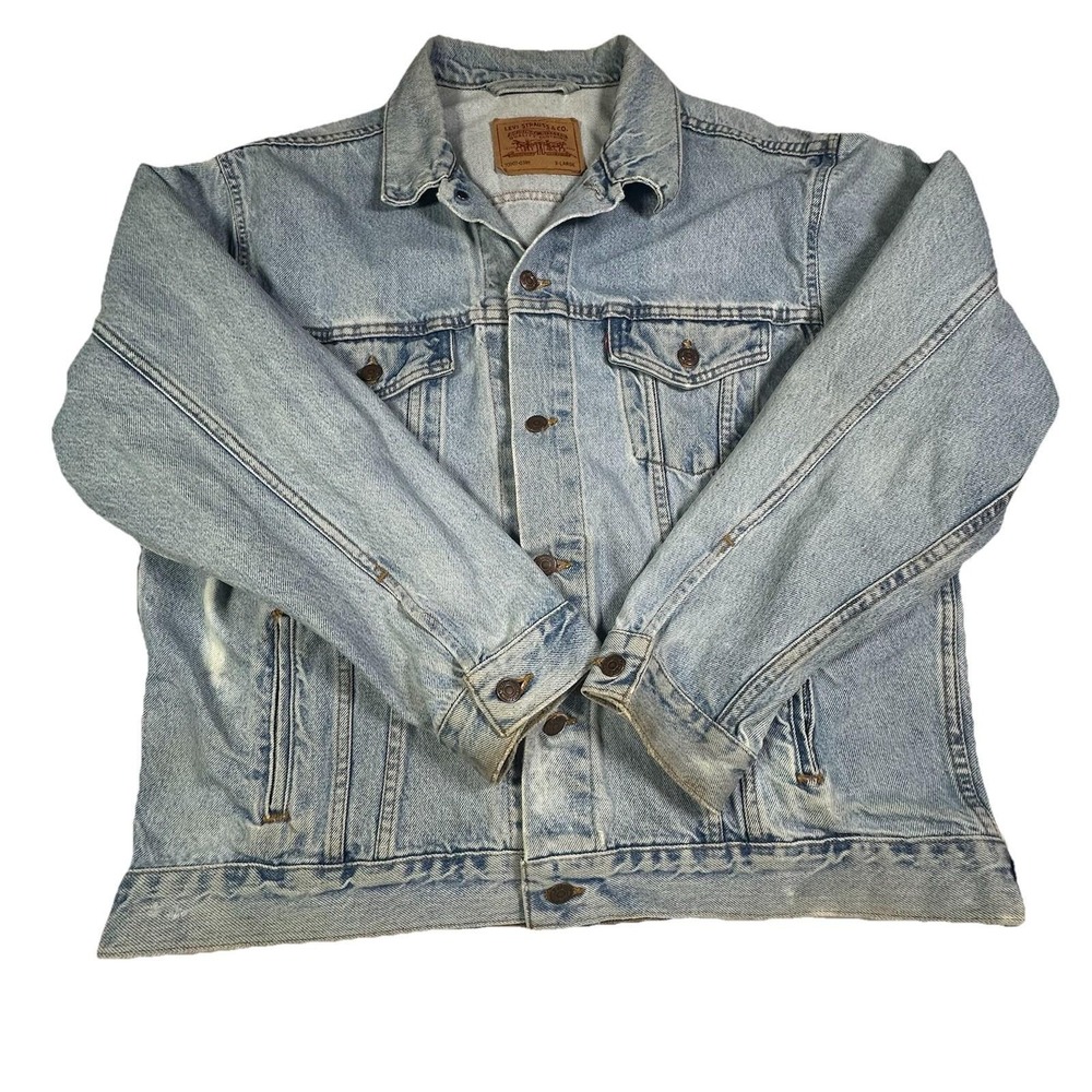 Vintage 90's Levi's Denim Trucker Jacket Blue Light Wash Size XL Made in USA GUC